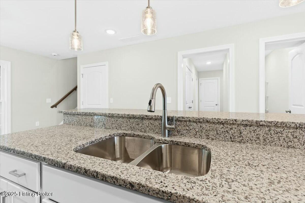 404 Sandy Circle Cir, Elizabethtown, Pennsylvania image 11