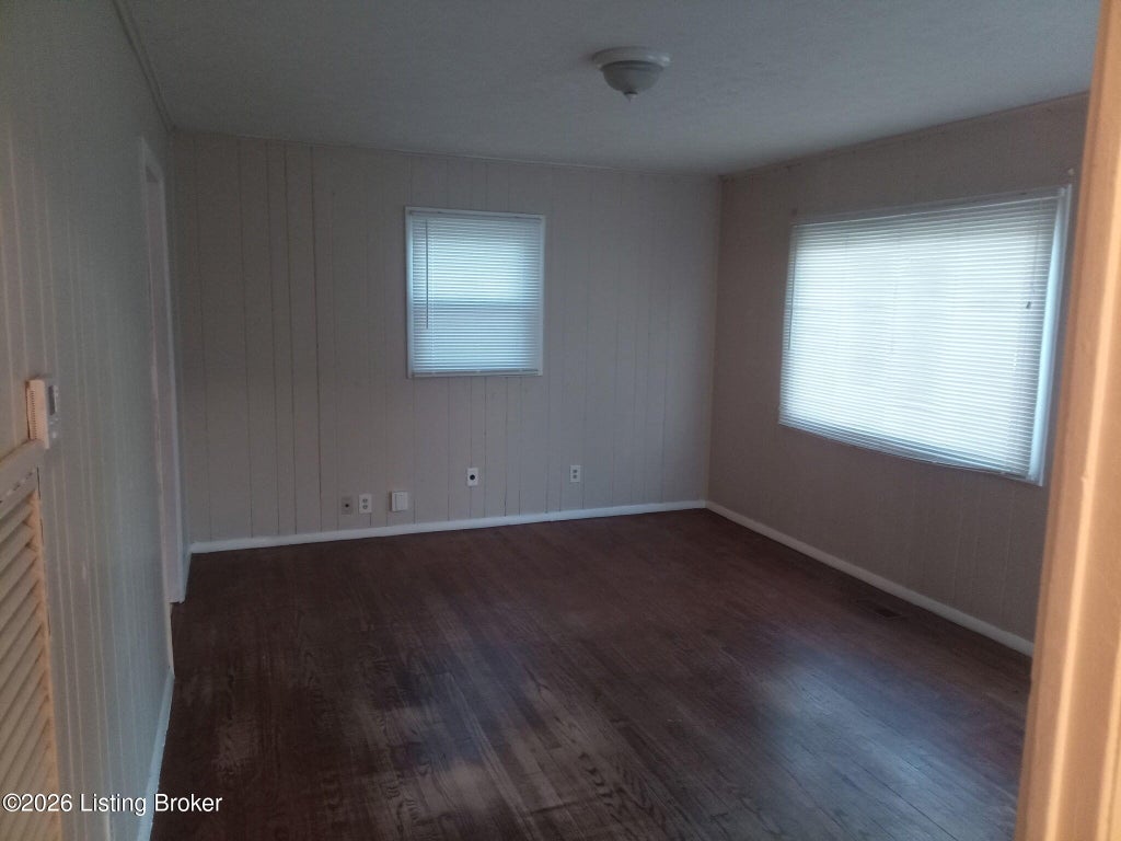 Photo of 204 N 37th St, Louisville, KY 40212 (MLS # 1727156)