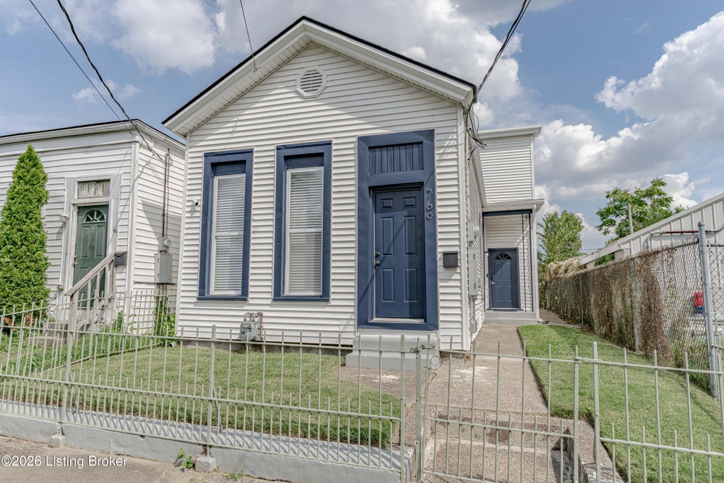 Photo of 769 Logan St, Louisville, KY 40204 (MLS # 1731215)