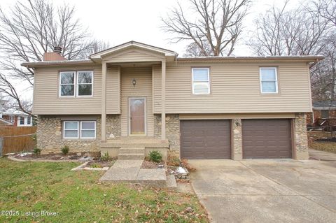 Photo of 9323 Willowwood Way, Louisville, KY 40299 (MLS # 1704992)