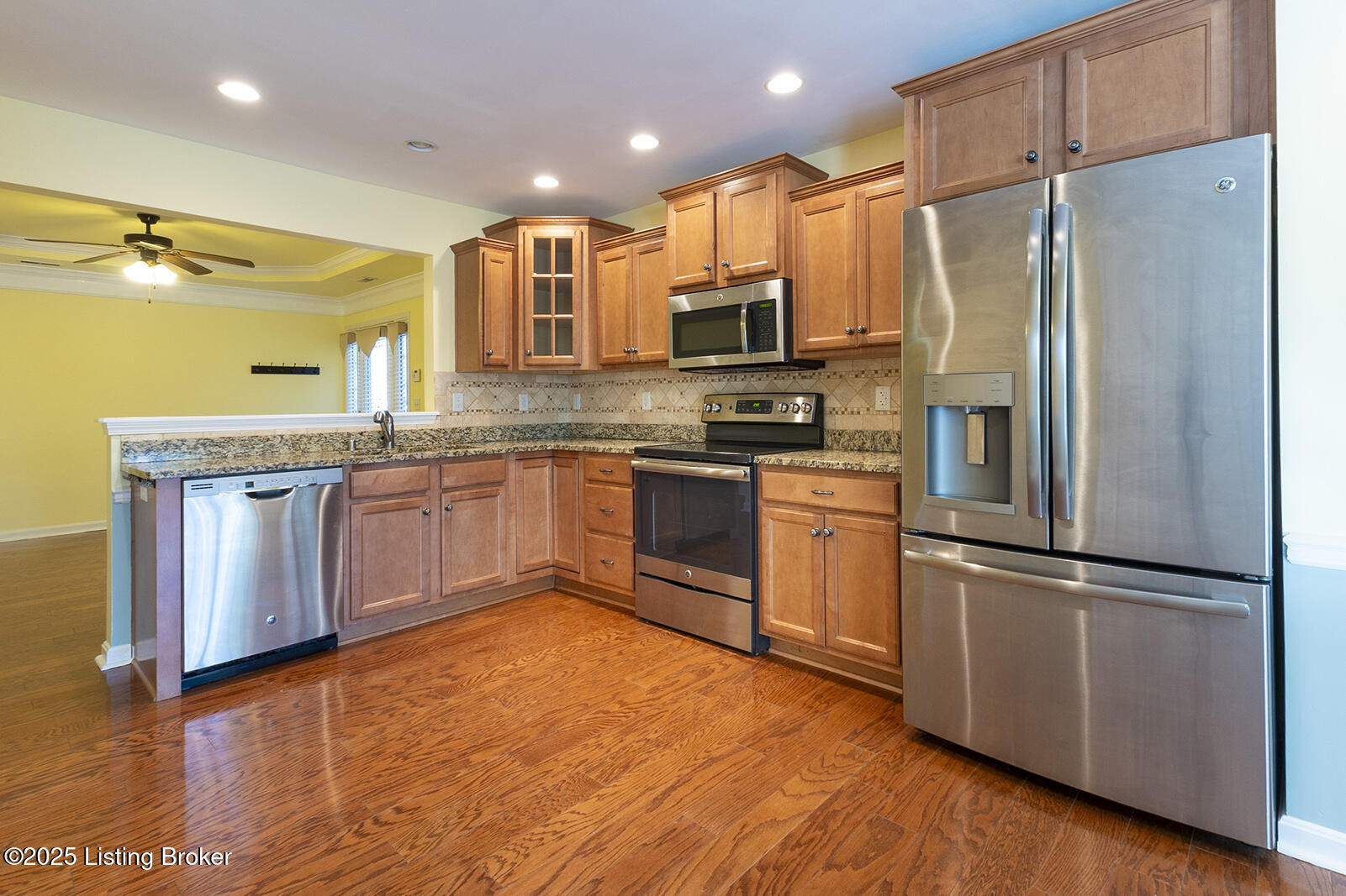 9020 Sidney Way, Louisville, Kentucky image 11
