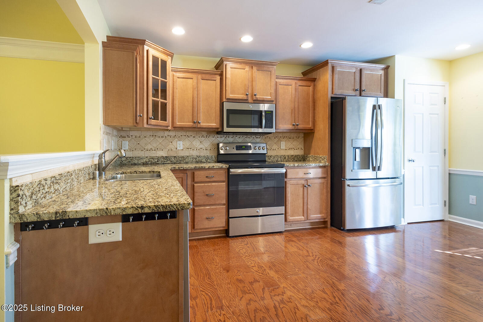 9020 Sidney Way, Louisville, Kentucky image 10