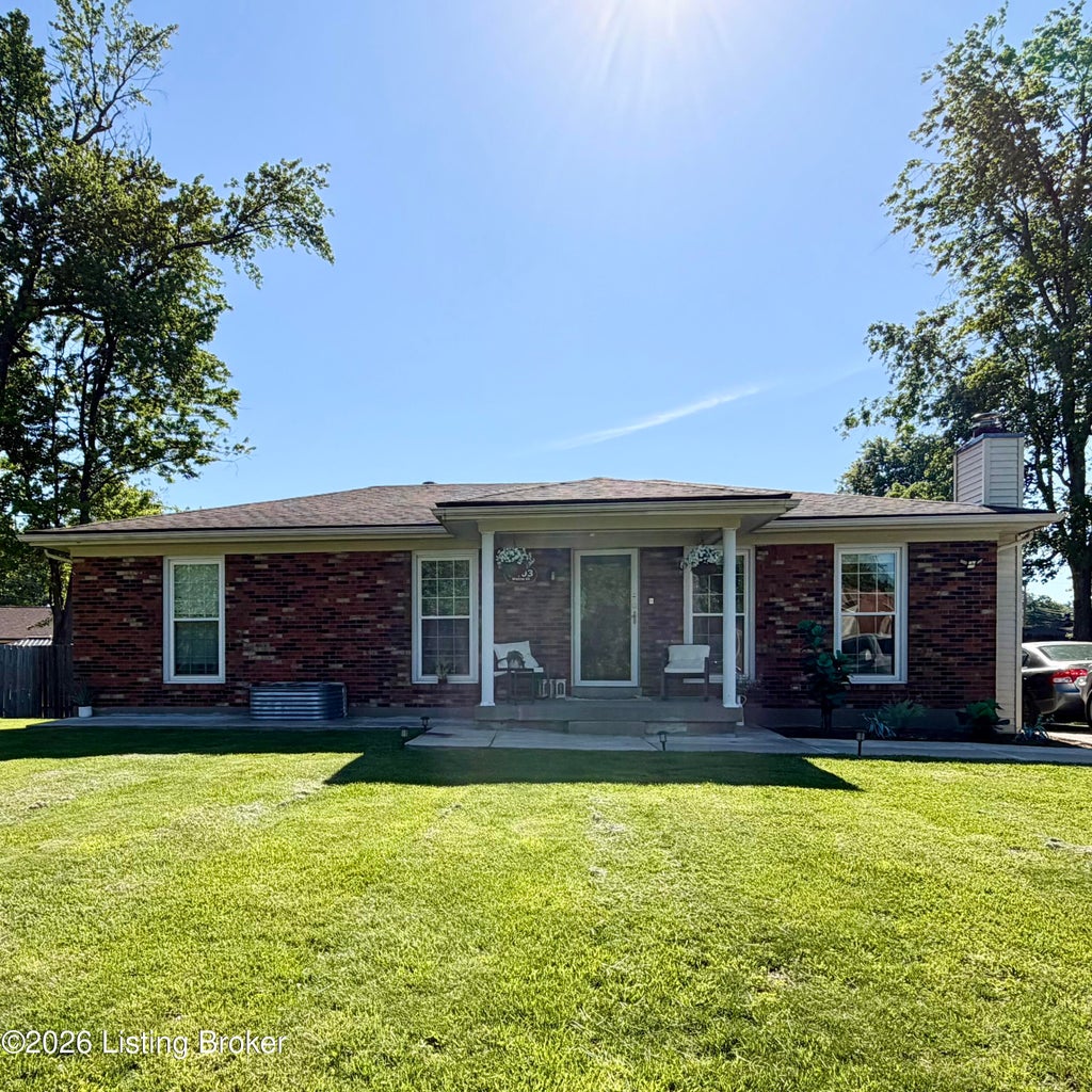 Photo of 5403 Wethe Ct, Louisville, KY 40291 (MLS # 1720615)