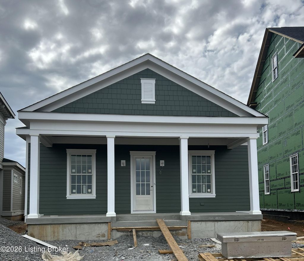 Photo of 6115 Shooting Star Dr, Prospect, KY 40059 (MLS # 1714315)