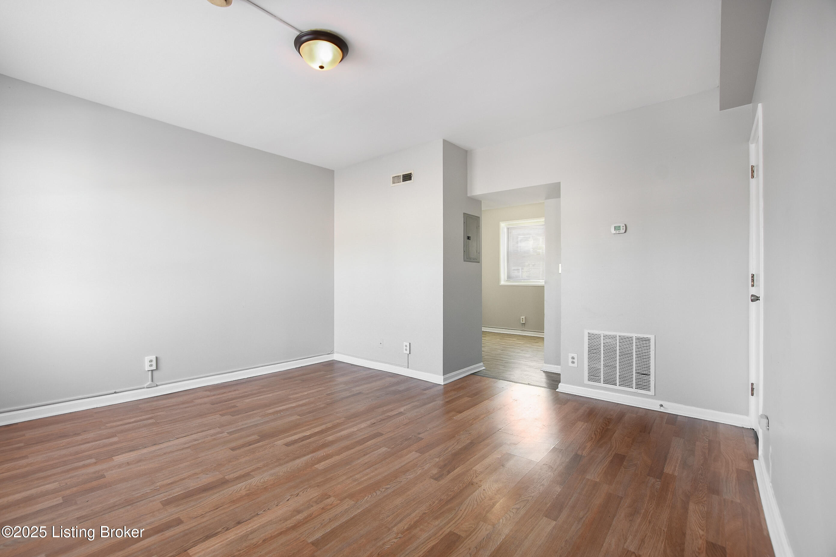 1842 Mccloskey Ave, Louisville, Kentucky image 2