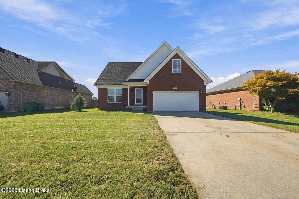 Photo of 354 Bentwood Dr, Shepherdsville, KY 40165 (MLS # 1733055)