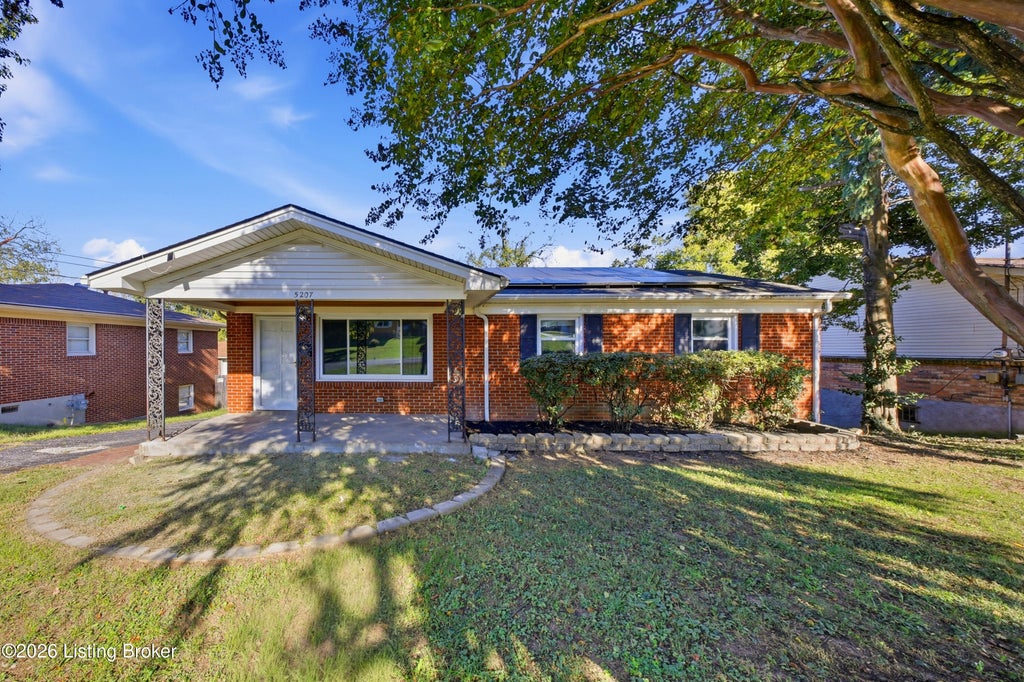 Photo of 5207 Charmane Dr, Louisville, KY 40219 (MLS # 1732703)