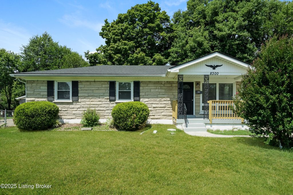 Photo of 8300 Pandorea Dr, Louisville, KY 40258 (MLS # 1704505)