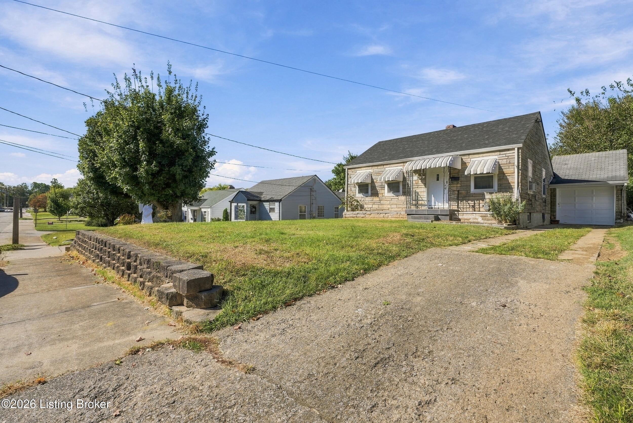 1111 Lehigh Ave