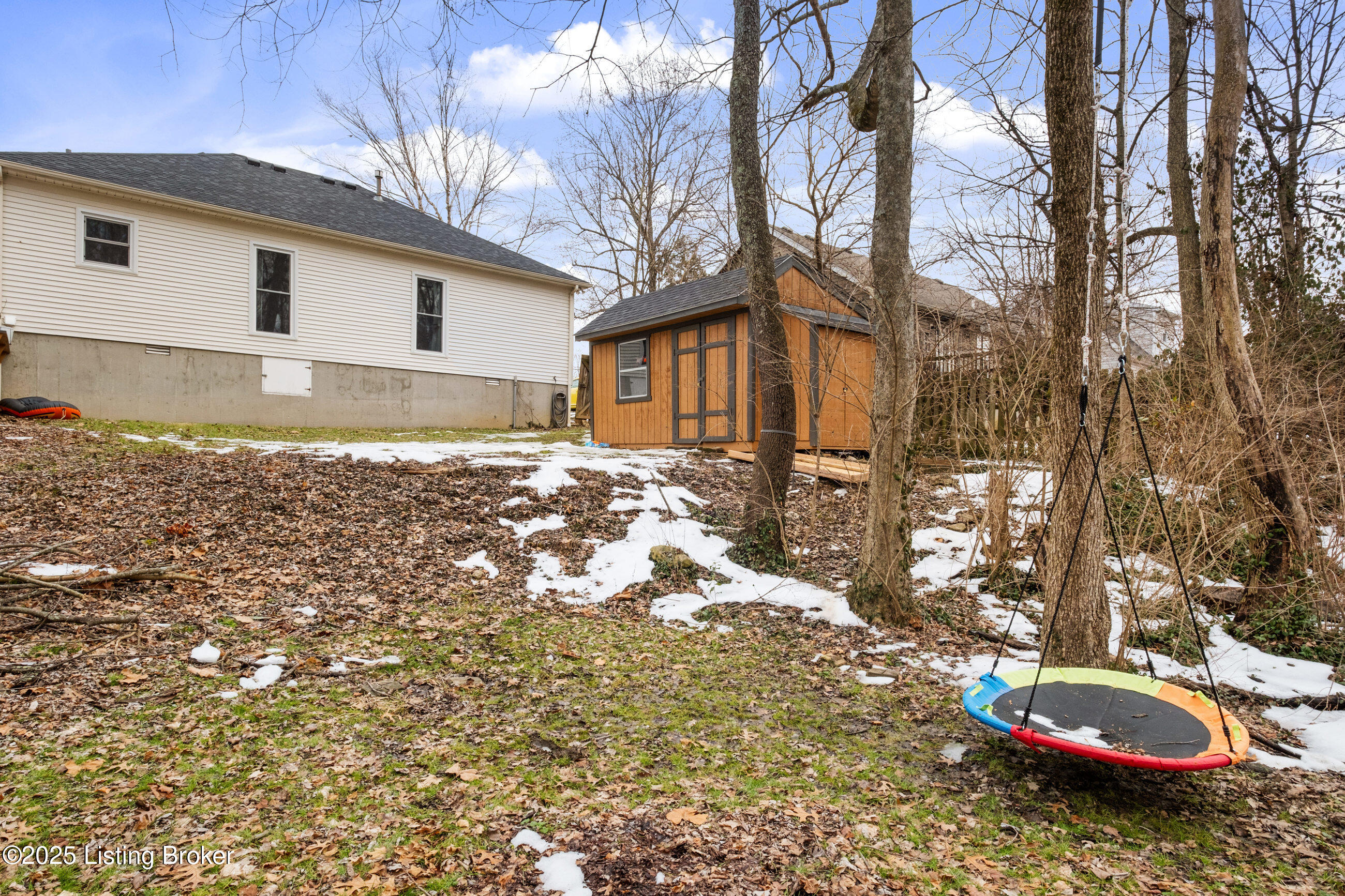 517 E Washington St, La Grange, Kentucky image 39