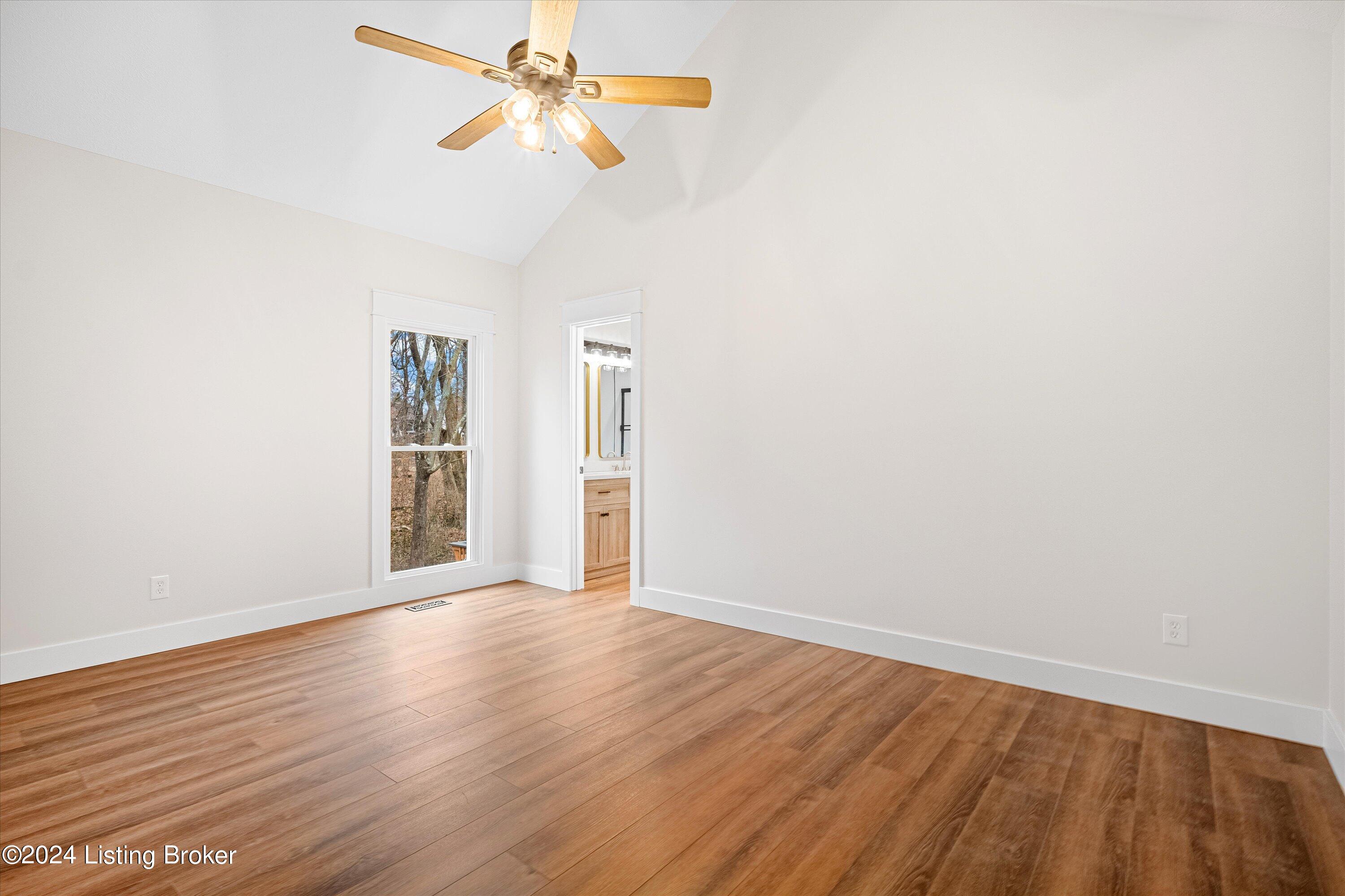 517 E Washington St, La Grange, Kentucky image 20