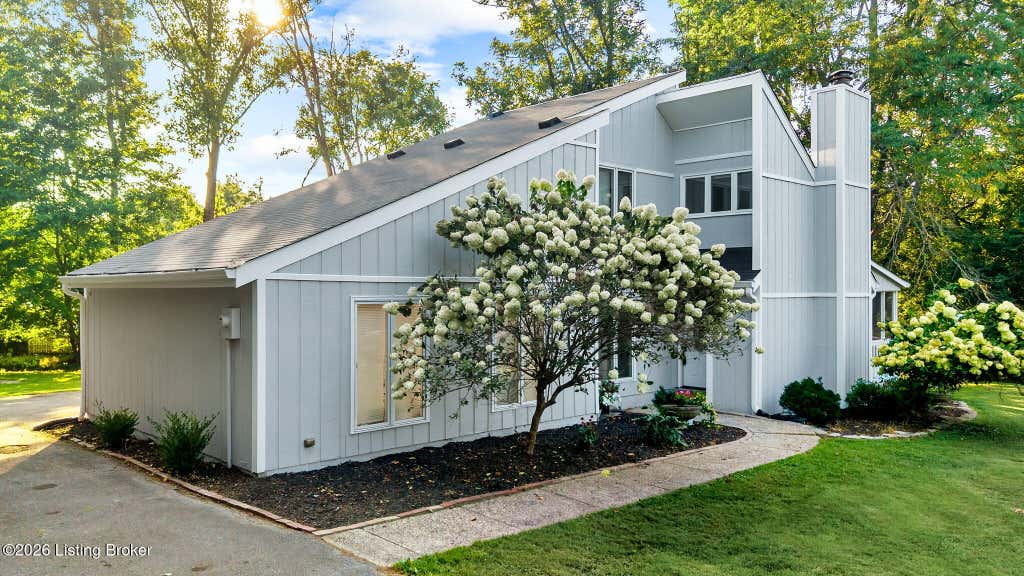 Photo of 1938 Cardinal Harbour Rd, Prospect, KY 40059 (MLS # 1725059)