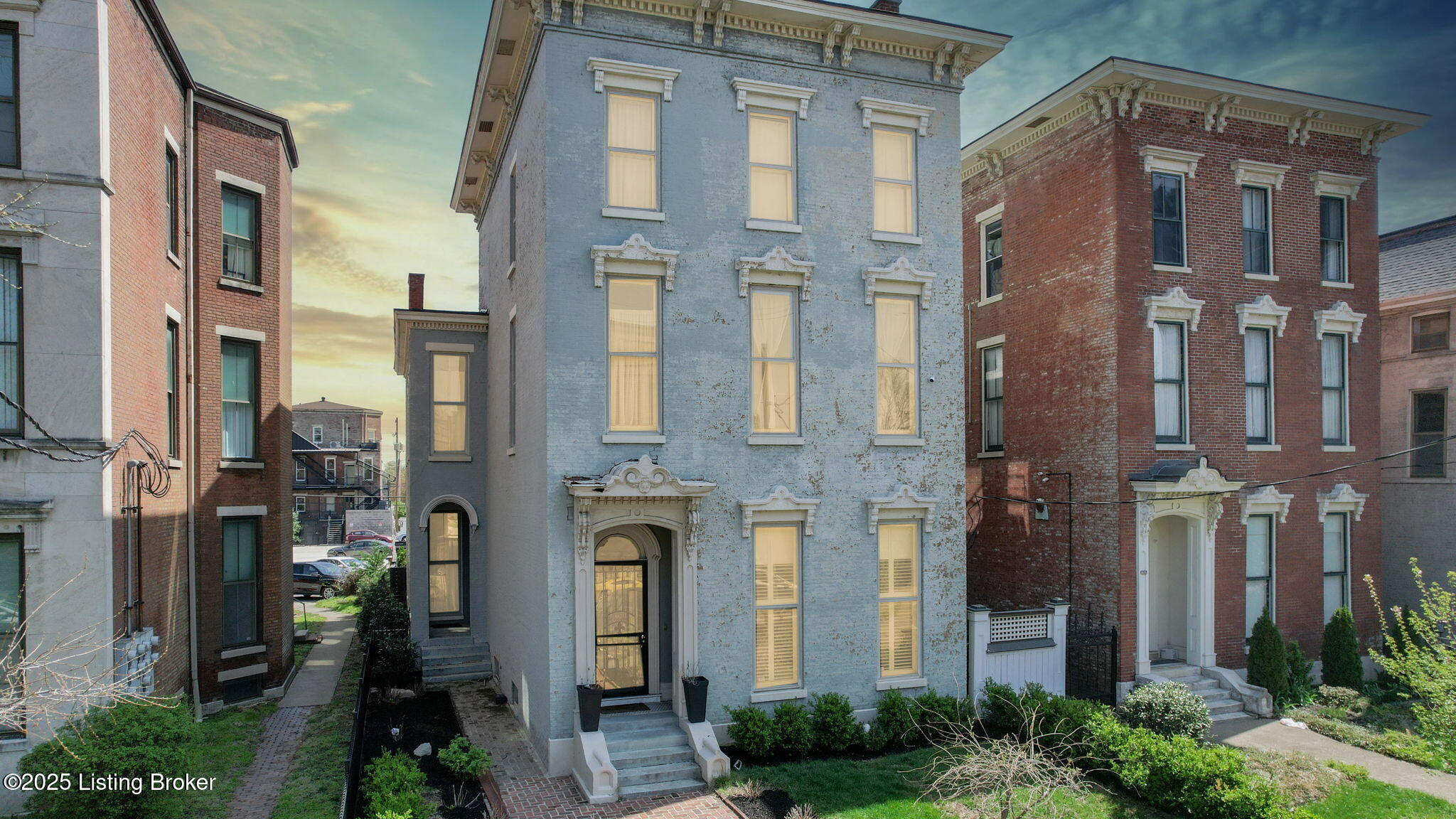 1031 S 4th St, Louisville, Kentucky image 1