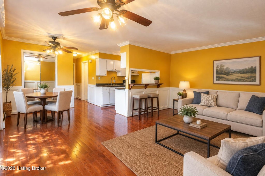 Photo of 3501 Illinois Ave #D5, Louisville, KY 40213 (MLS # 1732795)