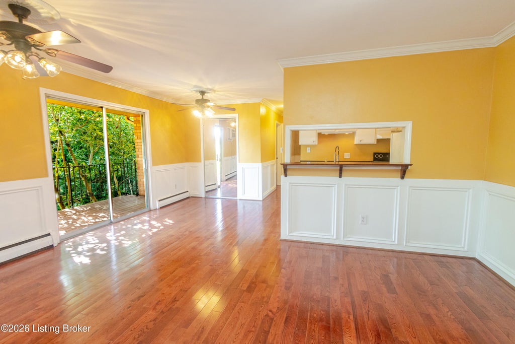 Photo of 3501 Illinois Ave #D5, Louisville, KY 40213 (MLS # 1732795)