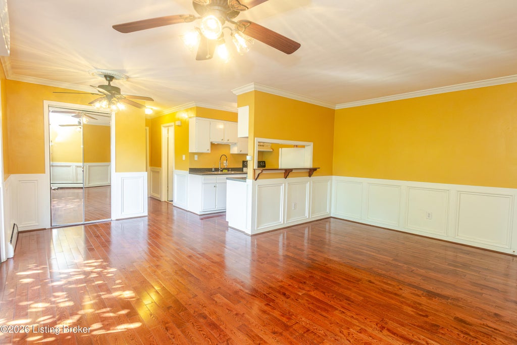 Photo of 3501 Illinois Ave #D5, Louisville, KY 40213 (MLS # 1732795)