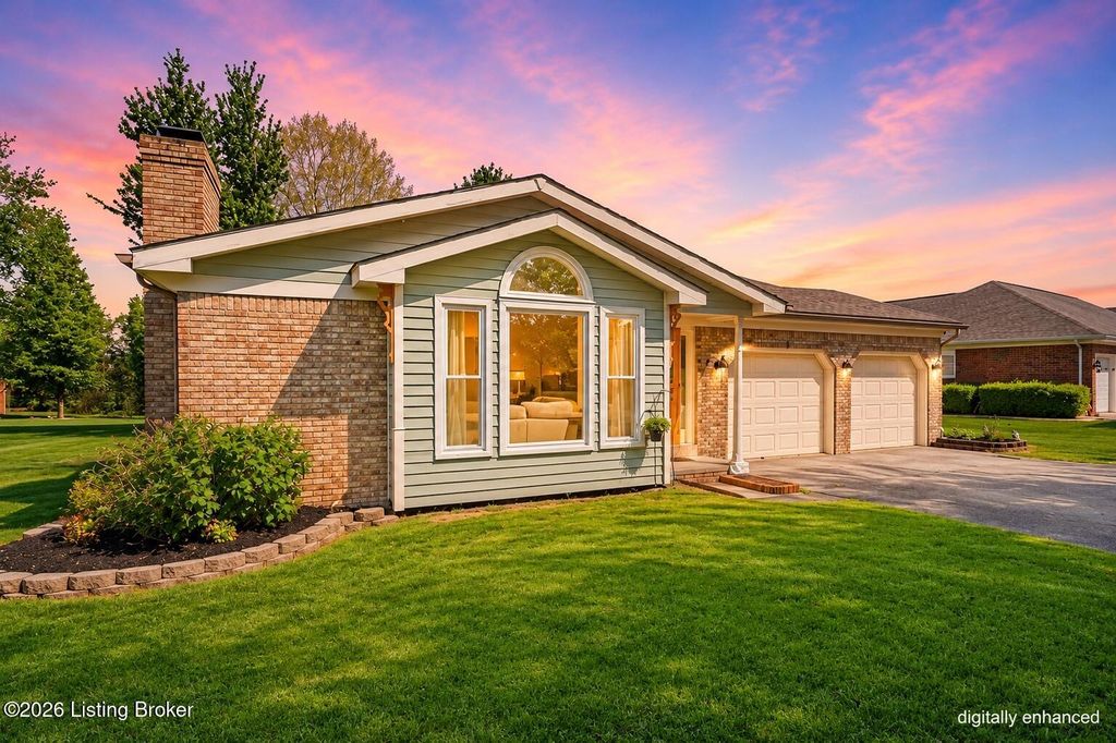 Photo of 1614 W Monique Dr, Scottsburg, IN 47170 (MLS # 1716337)