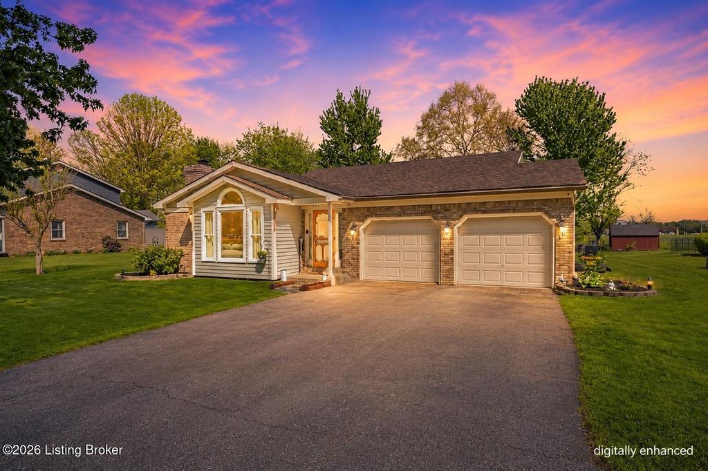 Photo of 1614 W Monique Dr, Scottsburg, IN 47170 (MLS # 1716337)
