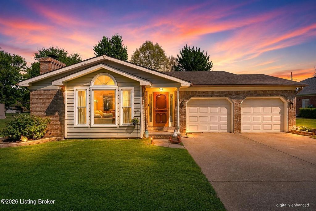 Photo of 1614 W Monique Dr, Scottsburg, IN 47170 (MLS # 1716337)