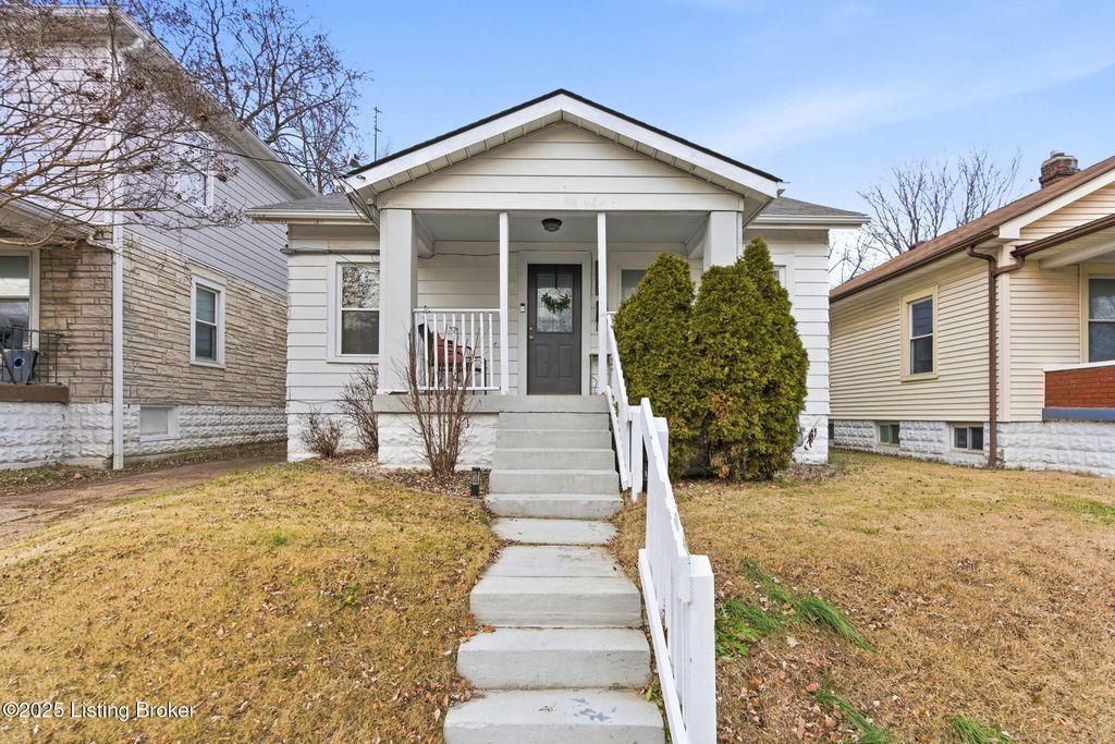 Photo of 509 E Brandeis Ave, Louisville, KY 40217 (MLS # 1705716)