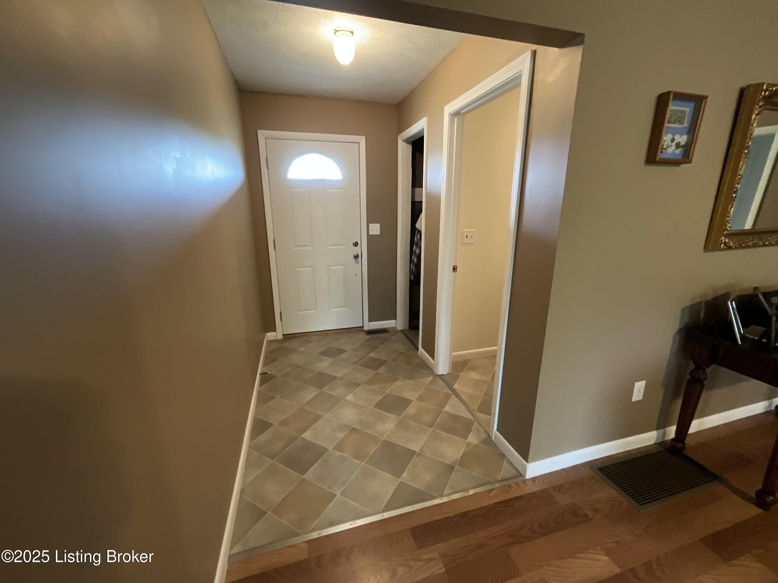 154 Gossom Ln, Milton, Pennsylvania image 4