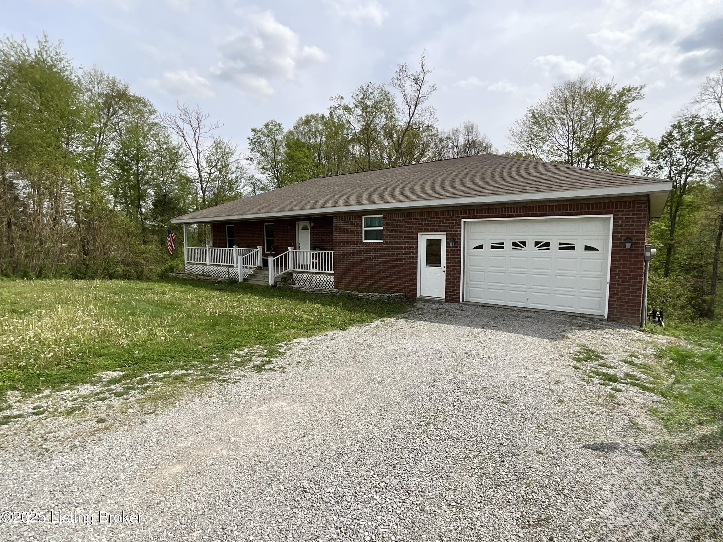 154 Gossom Ln, Milton, Pennsylvania image 1