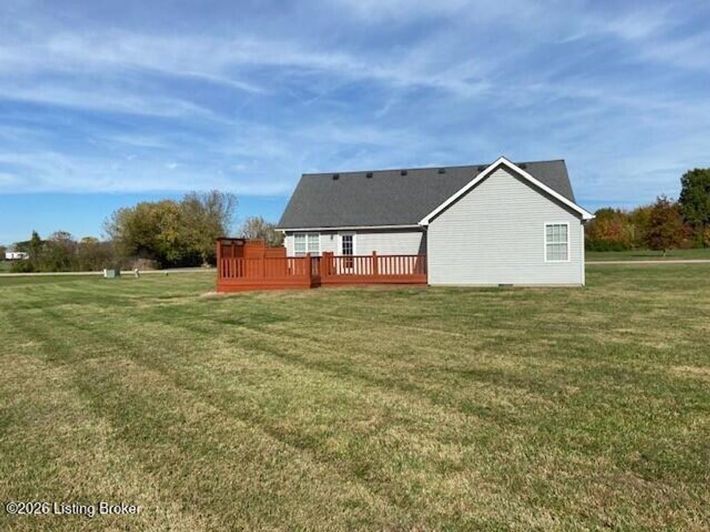 Photo of 482 Oxmoor Dr, Elizabethtown, KY 42701 (MLS # 1708204)