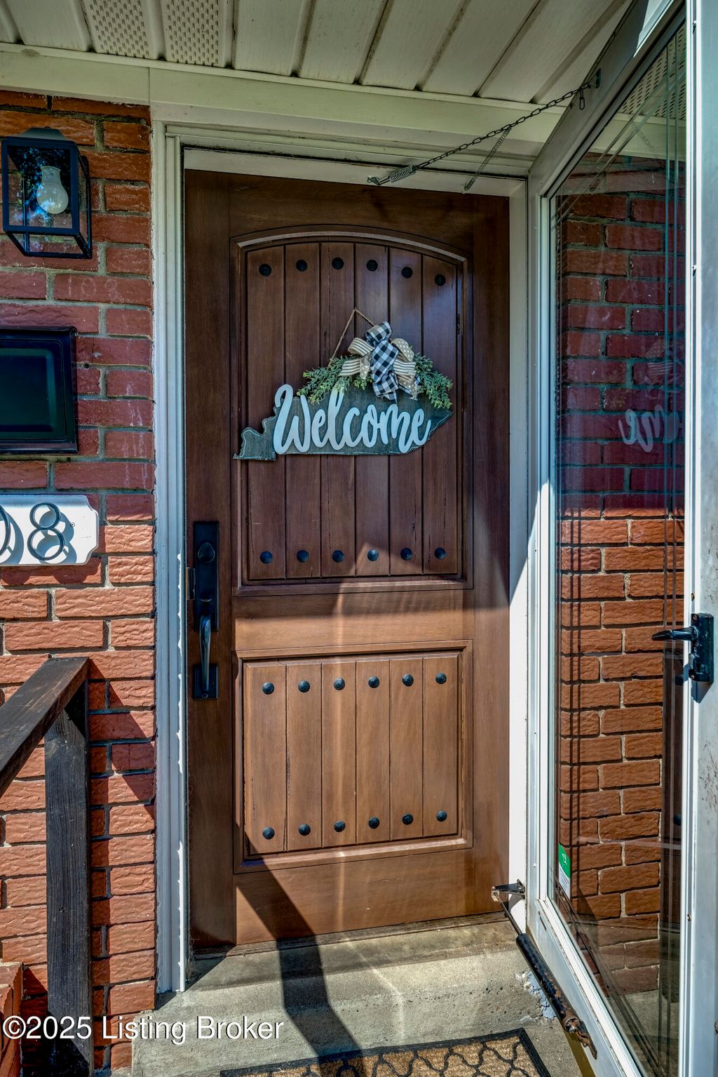 Photo of 108 Woodlawn Ave, La Grange, KY 40031 (MLS # 1698160)