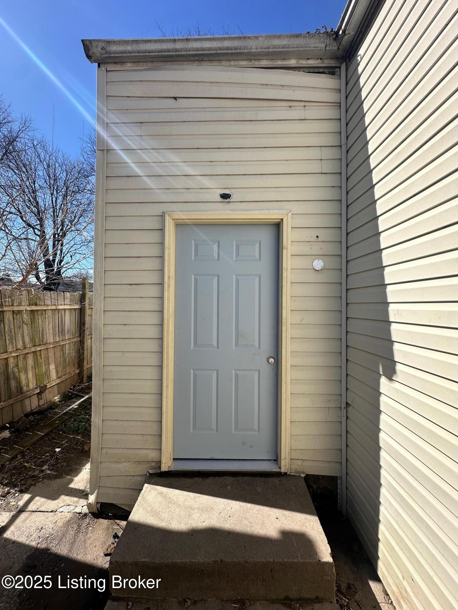 1924 Portland Ave, Louisville, Kentucky image 3