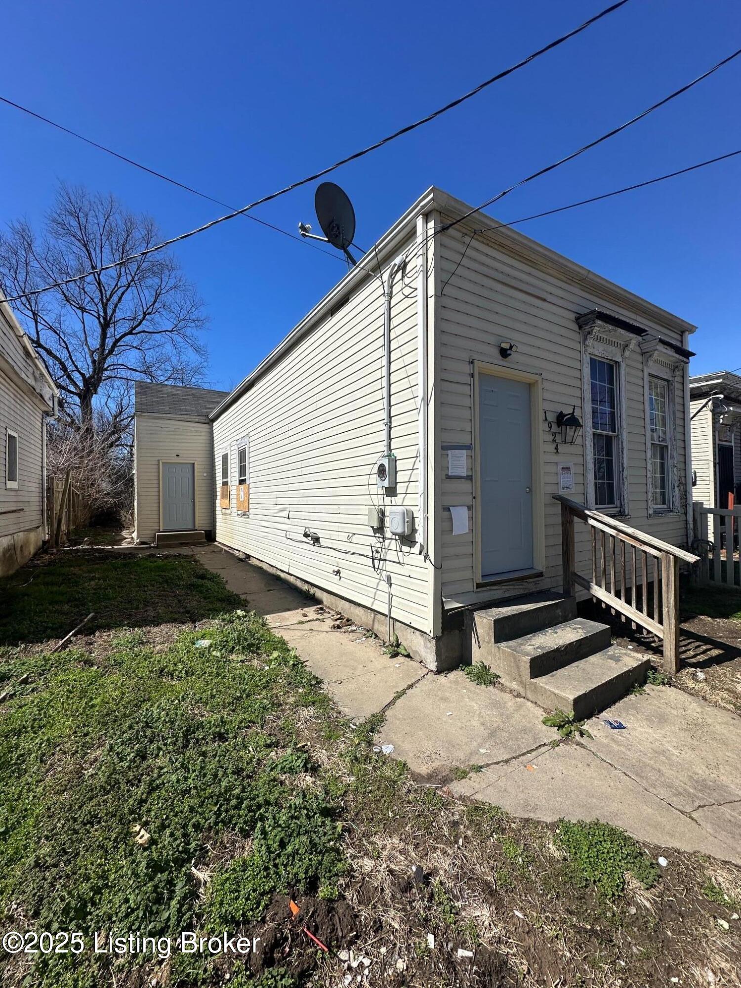 1924 Portland Ave, Louisville, Kentucky image 2