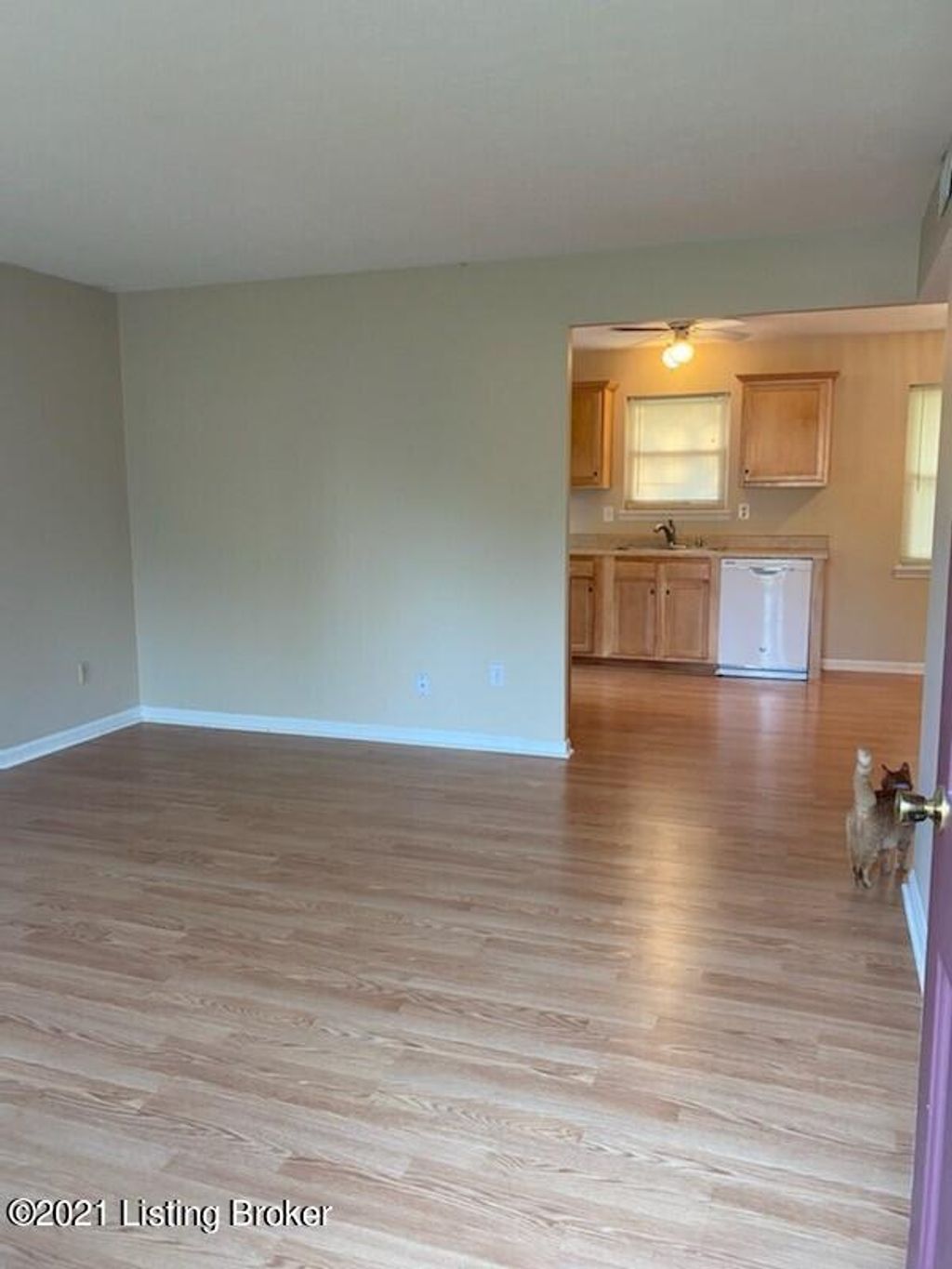 Photo of 4015 Tally Ho Ct, Jeffersontown, KY 40299 (MLS # 1708290)