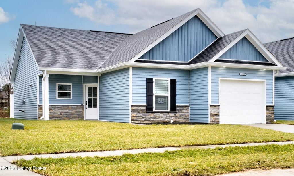 Photo of 10926 Brookley Dr, Louisville, KY 40229 (MLS # 1705162)