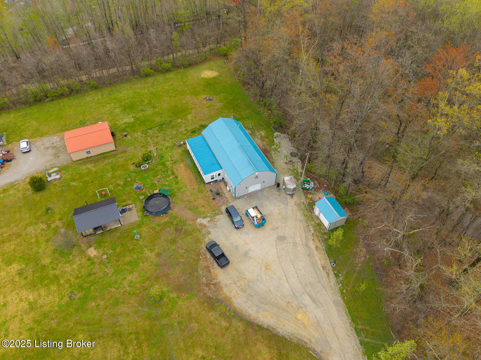 1900 Greyling Dr, Louisville, Kentucky image 4