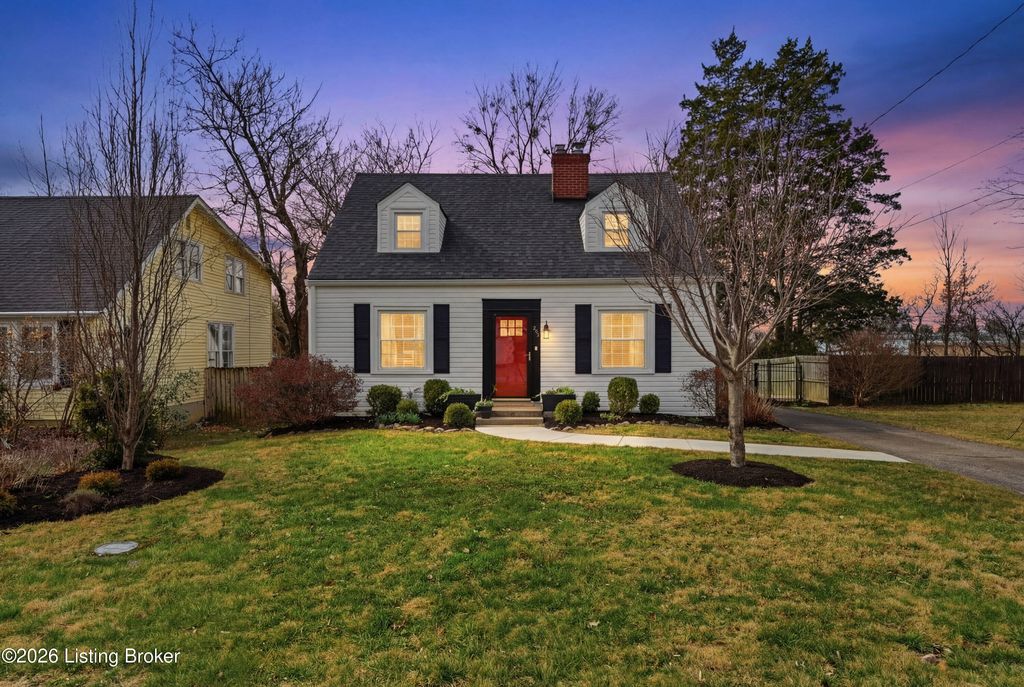 Photo of 202 Daisy Ln, Louisville, KY 40243 (MLS # 1710585)