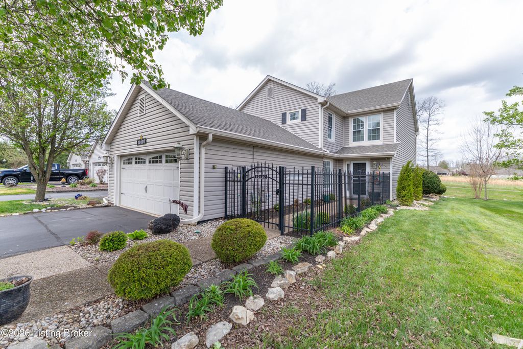 Photo of 10107 Colonel Hancock Dr, Louisville, KY 40291 (MLS # 1713880)