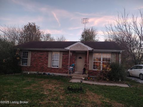 Photo of 408 Hanover St, Elizabethtown, KY 42701 (MLS # 1703938)