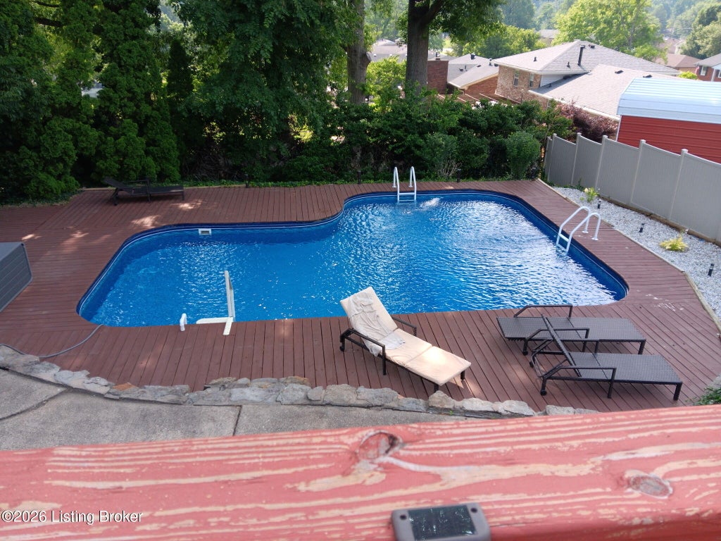 Photo of 5913 Leon Way, Louisville, KY 40214 (MLS # 1718489)