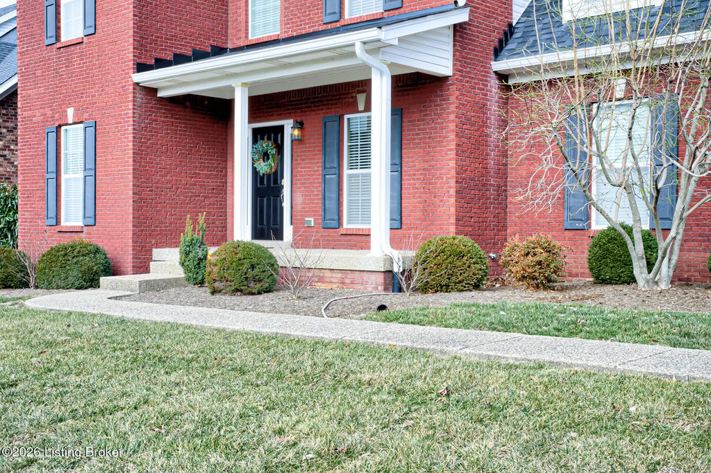 Photo of 11507 Willow Branch Dr, Louisville, KY 40291 (MLS # 1709717)