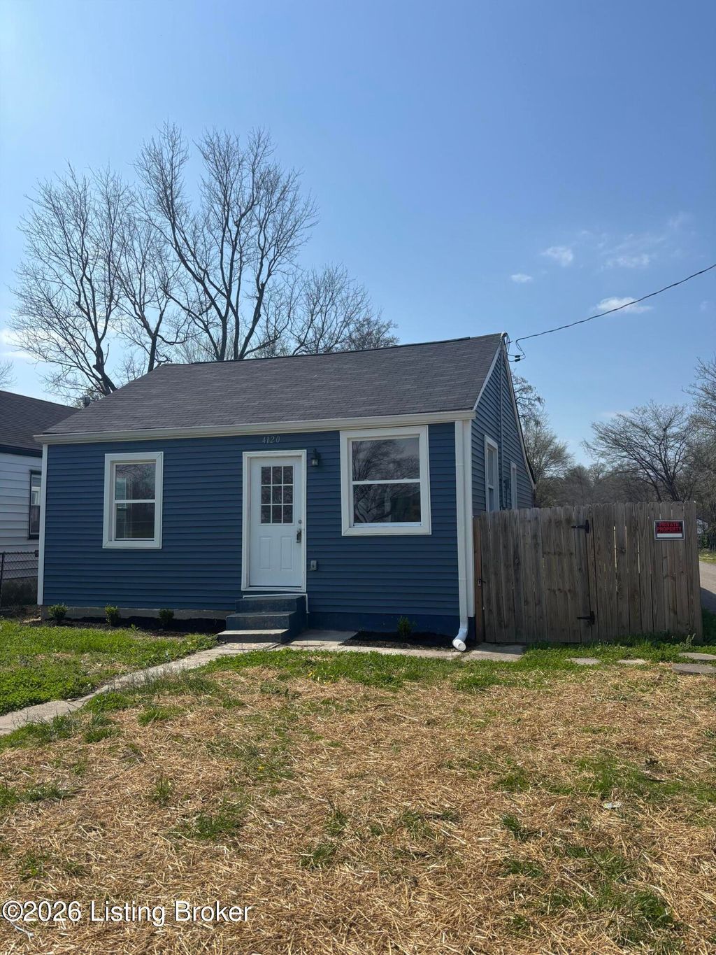 Photo of 4120 Hazelwood Ave, Louisville, KY 40215 (MLS # 1712681)