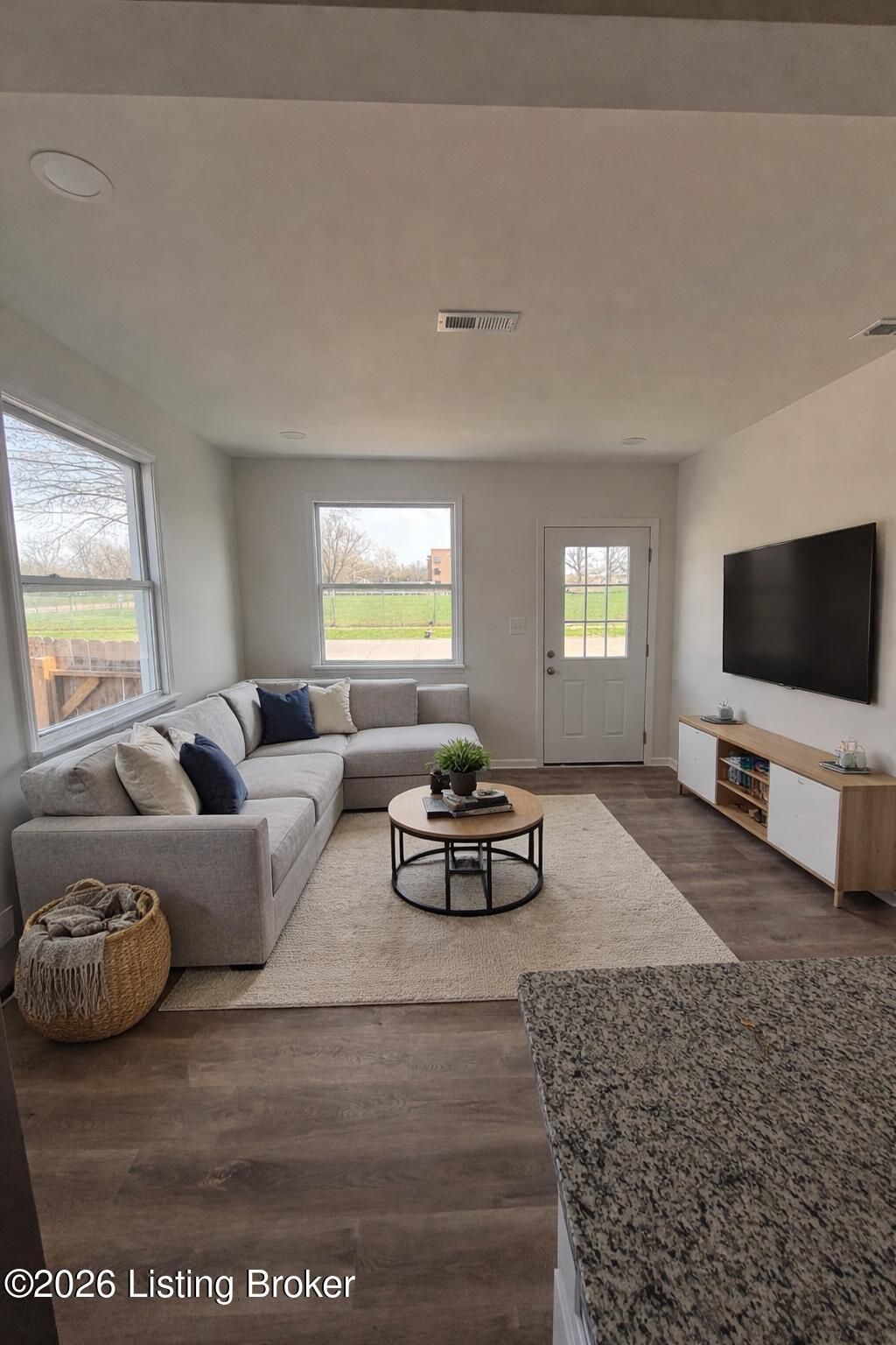 Photo of 4120 Hazelwood Ave, Louisville, KY 40215 (MLS # 1712681)