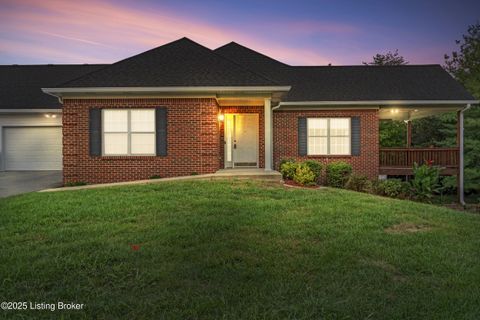Photo of 10403 Pine Glen Cir, Louisville, KY 40291 (MLS # 1700818) Photo of 10403 Pine Glen Cir, Louisville, KY 40291 (MLS # 1700818)