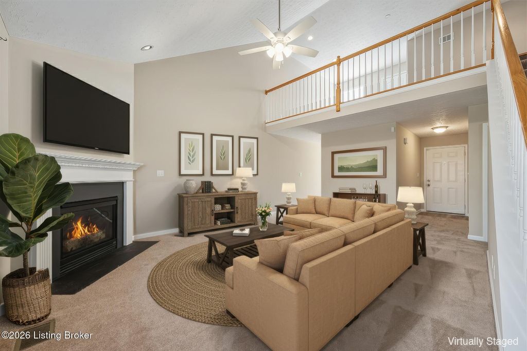 Photo of 7203 Wynde Manor Ct, Louisville, KY 40228 (MLS # 1711063)