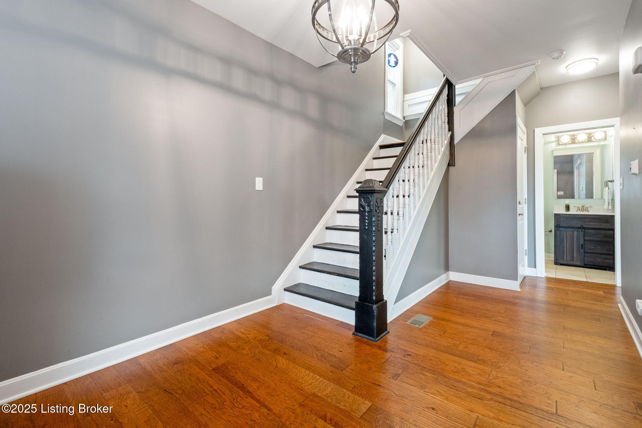 118 N Ewing Ave, Louisville, Kentucky image 16