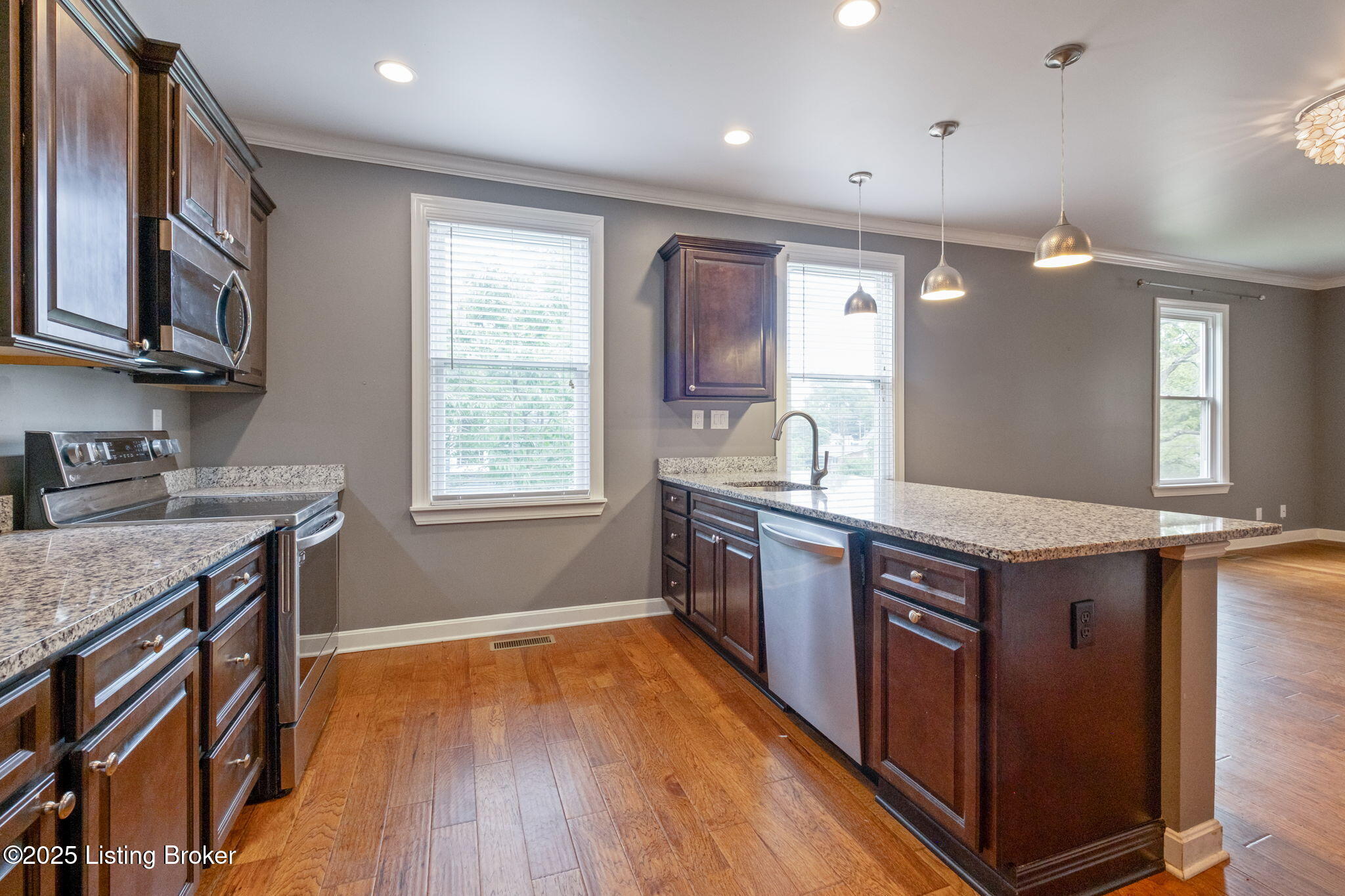 118 N Ewing Ave, Louisville, Kentucky image 20