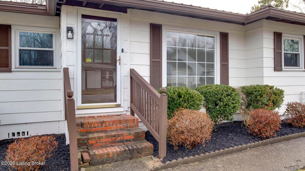 Photo of 219 Merriweather Ave, Eminence, KY 40019 (MLS # 1710572)