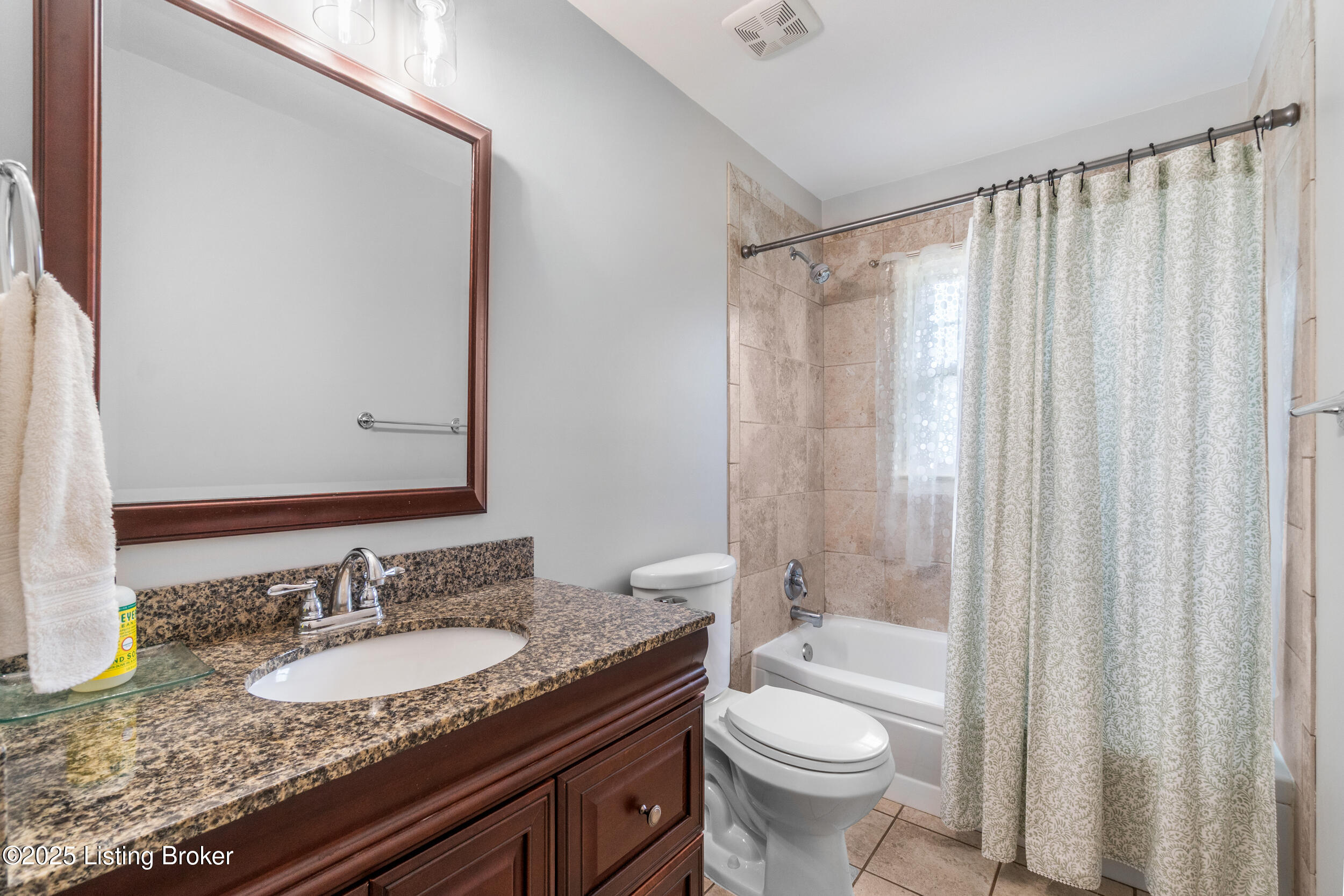 8112 Welsh Rd, Pewee Valley, Pennsylvania image 15