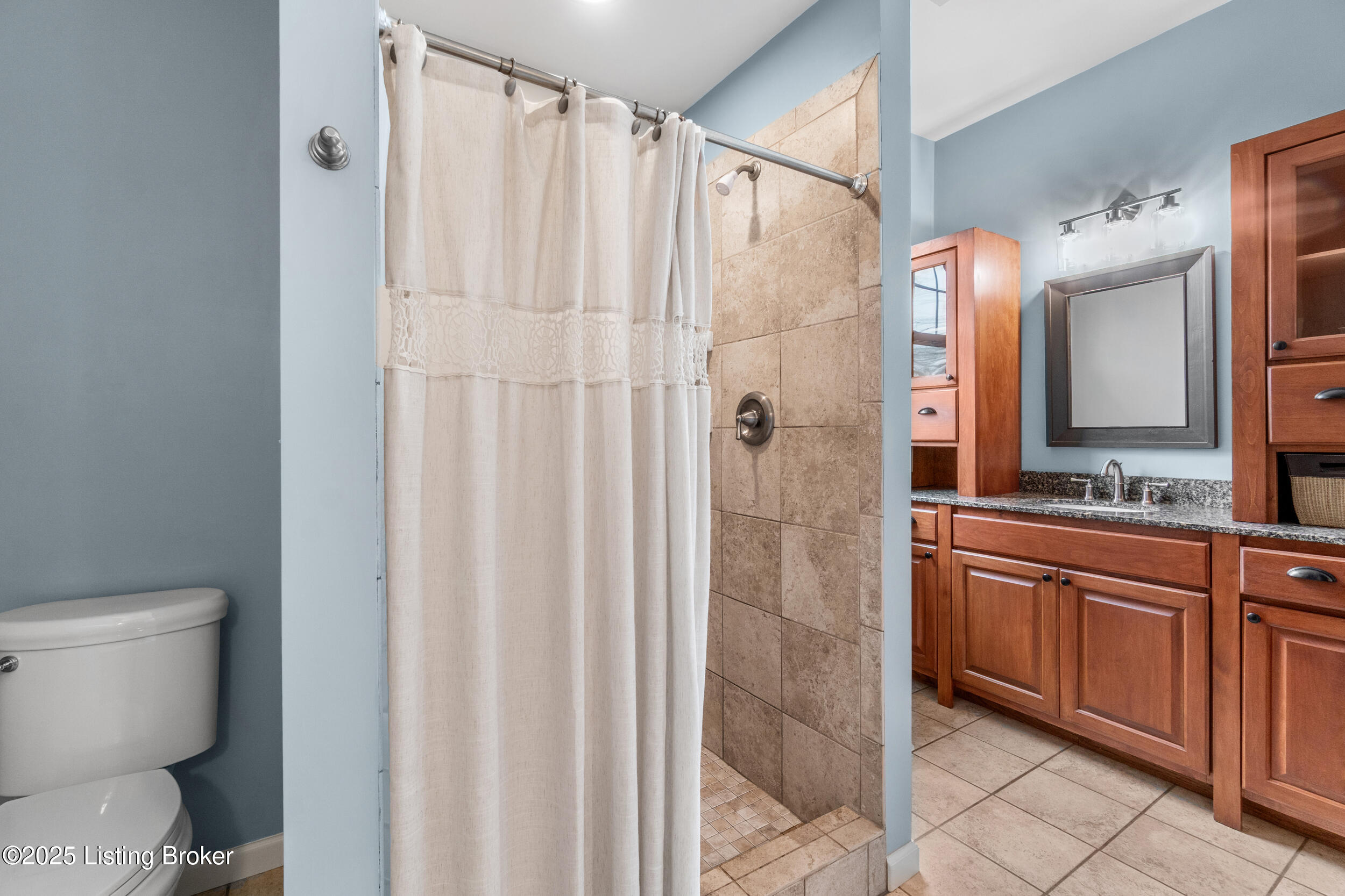 8112 Welsh Rd, Pewee Valley, Pennsylvania image 30