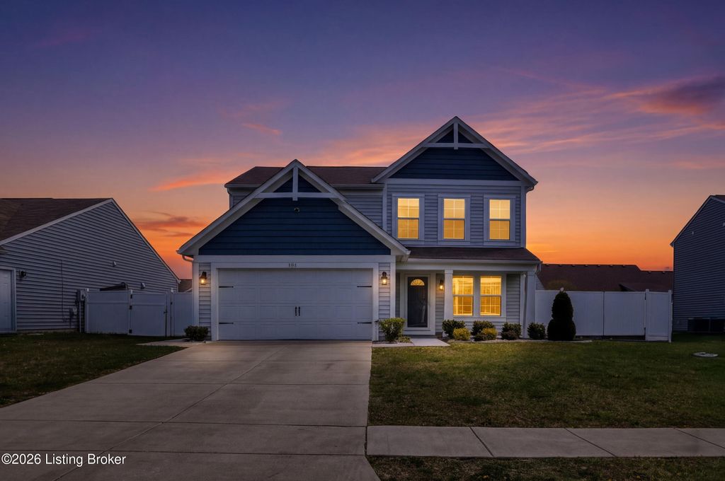 Photo of 400 Boulders West Dr, Shepherdsville, KY 40165 (MLS # 1713601)