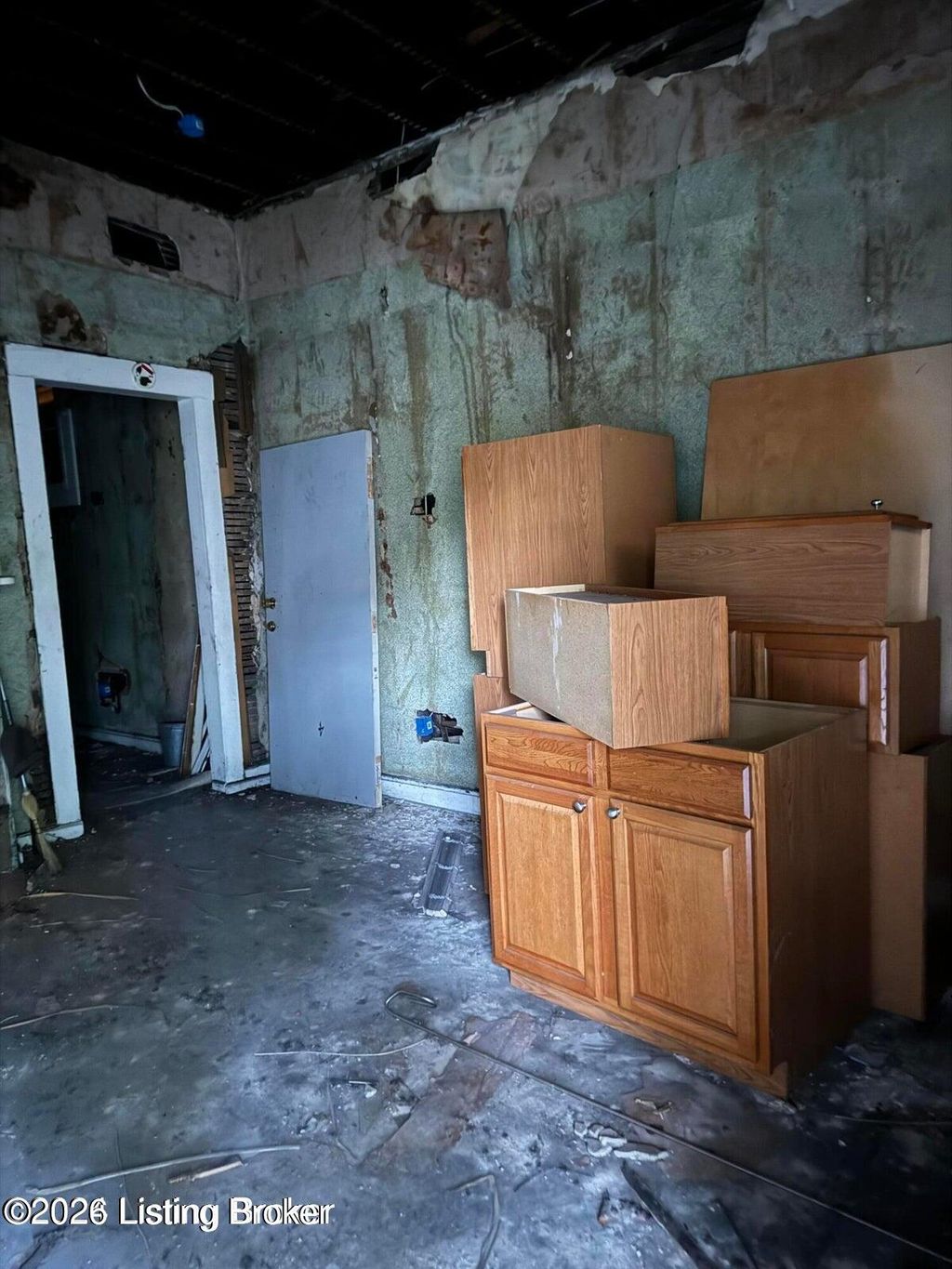 Photo of 618 N 24th St, Louisville, KY 40212 (MLS # 1708927)