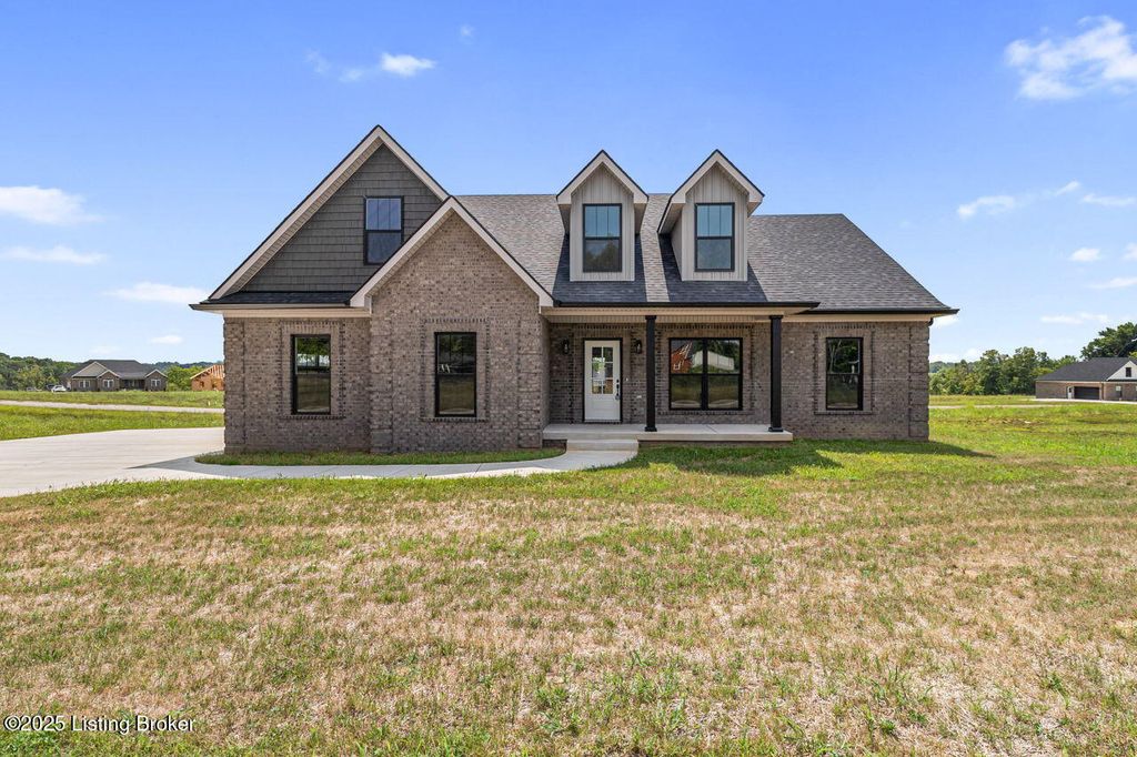 Photo of 208 Wendover Ct, Bardstown, KY 40004 (MLS # 1705067)